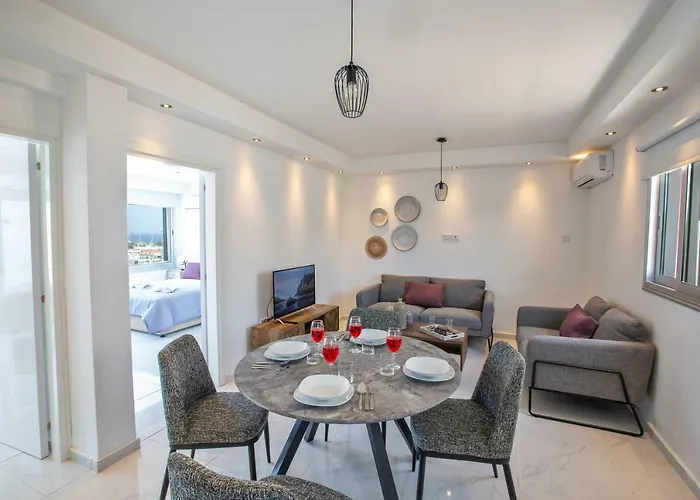 Rio Luxury Appartement Ayía Nápa